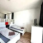 Monteurwohnung Stuhr-brinkum Mit Perfekter Anbindung アパート *