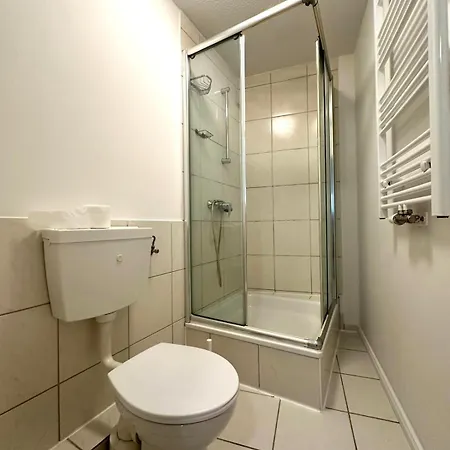 Apartment Monteurwohnung Stuhr-brinkum Mit Perfekter Anbindung *