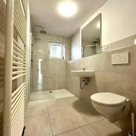 Apartment Monteurwohnung Stuhr-brinkum Mit Perfekter Anbindung Stuhr