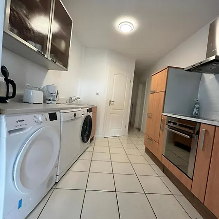Apartment Monteurwohnung Stuhr-brinkum Mit Perfekter Anbindung
